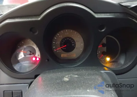 2004 Nissan Frontier Xe-V6 z USA, uszkodzony, nr VIN 1N6ED27Y44C428544